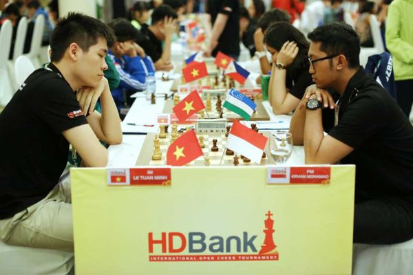 hdbank2017_van2_3.jpg
