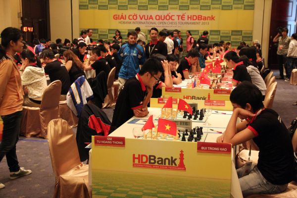 hdbank2013_013.jpg