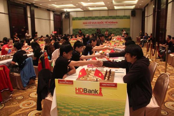 hdbank4_10.jpg